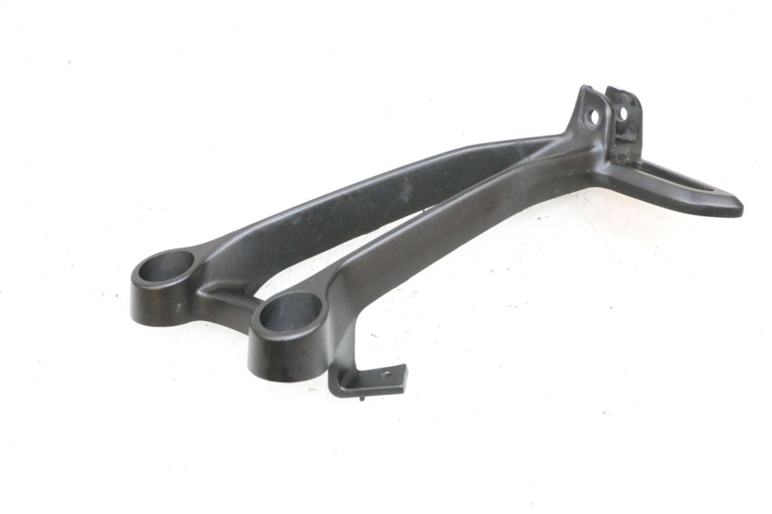 photo de FUSSRASTEN HALTEPLATTEN HINTEN RECHT YAMAHA MT-07 MT07 ABS 700 (2018 - 2020) - Technische Nahaufnahme