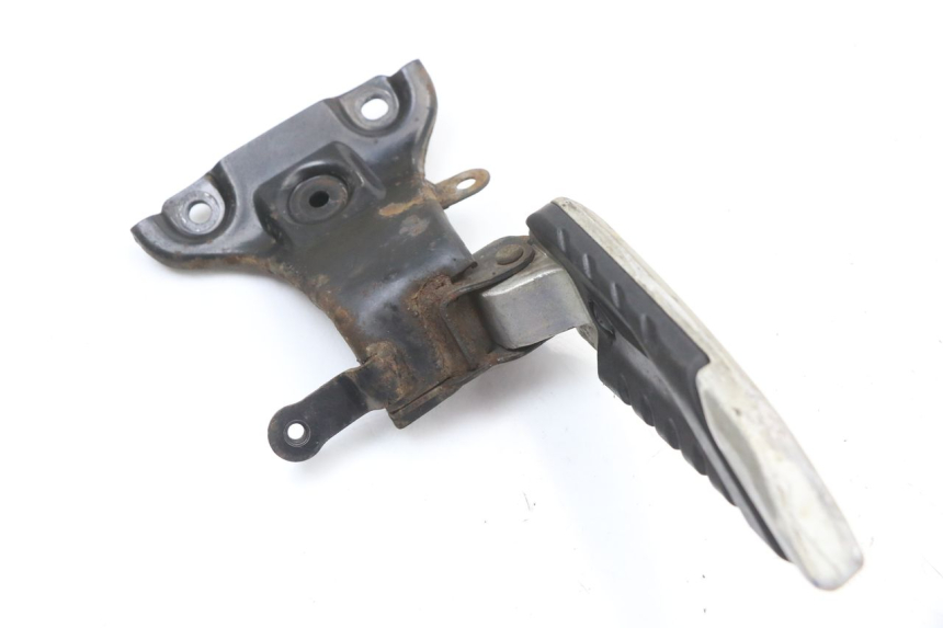 photo de FUSSRASTEN HALTEPLATTEN HINTEN RECHT HONDA SH ABS 125 (2012 - 2017)