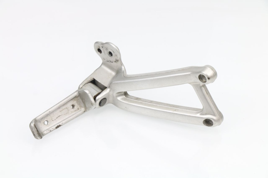 photo de FUSSRASTEN HALTEPLATTEN HINTEN RECHT DUCATI ST2 944 (1997 - 2003)
