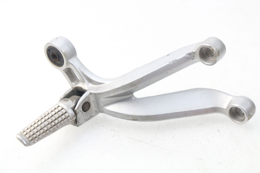 photo de FUSSRASTEN HALTEPLATTEN HINTEN RECHT SUZUKI GSX-R GSXR 600 (2001 - 2003)