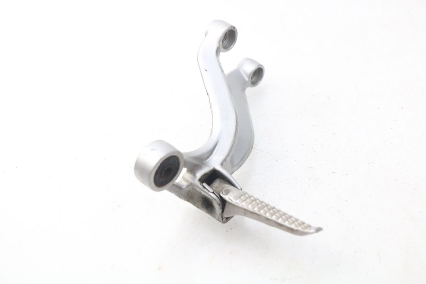photo de FUSSRASTEN HALTEPLATTEN HINTEN RECHT SUZUKI GSX-R GSXR 600 (2001 - 2003)