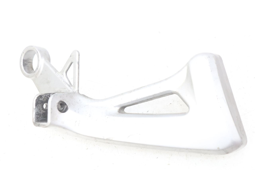 photo de RECHTE HINTERE FUßRASTENHALTERUNG SUZUKI SV S 650 (1999 - 2002)