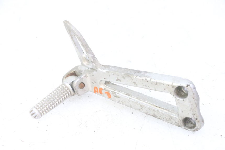 photo de RECHTE HINTERE FUßRASTENHALTERUNG YAMAHA TDR DELTABOX 125 (1993 - 2003)