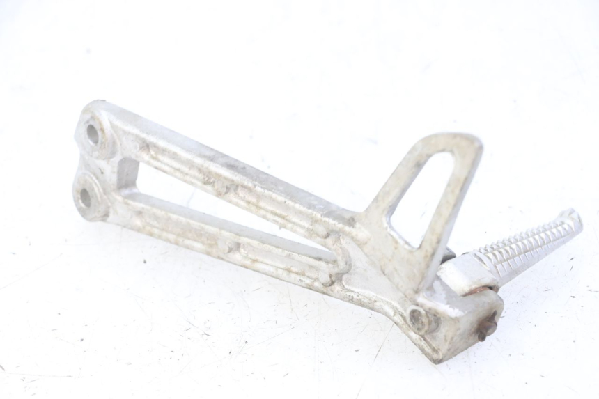 photo de RECHTE HINTERE FUßRASTENHALTERUNG YAMAHA TDR DELTABOX 125 (1993 - 2003)