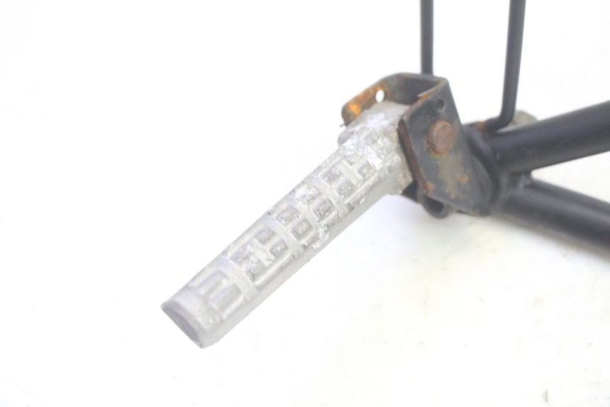 photo de FUSSRASTEN HALTEPLATTEN HINTEN RECHT KSR TR SM 50 (2015 - 2018) - Detailansicht des Bauteils