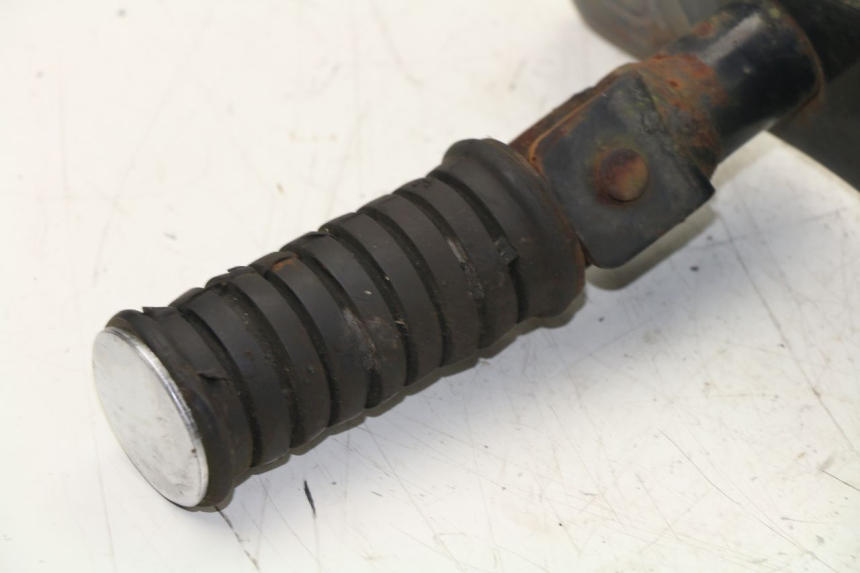 photo de FUSSRASTEN HALTEPLATTEN HINTEN RECHT YAMAHA VIRAGO 125 (1996 - 2003)