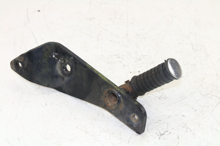 photo de FUSSRASTEN HALTEPLATTEN HINTEN RECHT YAMAHA VIRAGO 125 (1996 - 2003)