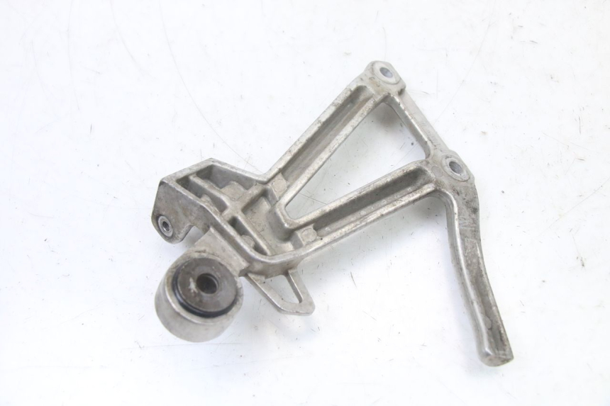 photo de FUSSRASTEN HALTEPLATTEN HINTEN RECHT YAMAHA FZS FAZER 600 (2001 - 2003)