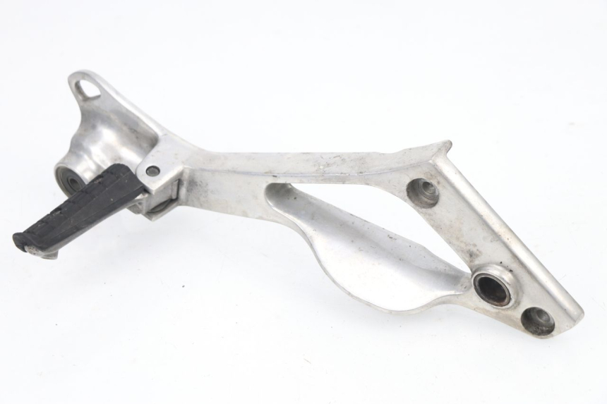 photo de FUSSRASTEN HALTEPLATTEN HINTEN RECHT YAMAHA TDM 3VD 850 (1991 - 1995)