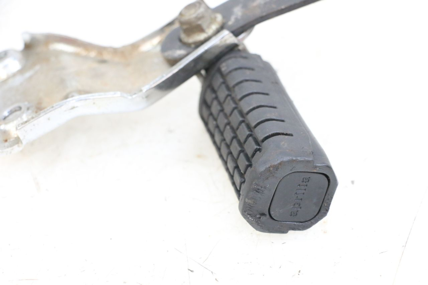 photo de FUSSRASTEN HALTEPLATTEN HINTEN LINKS APRILIA CLASSIC 125 (1995 - 2001)