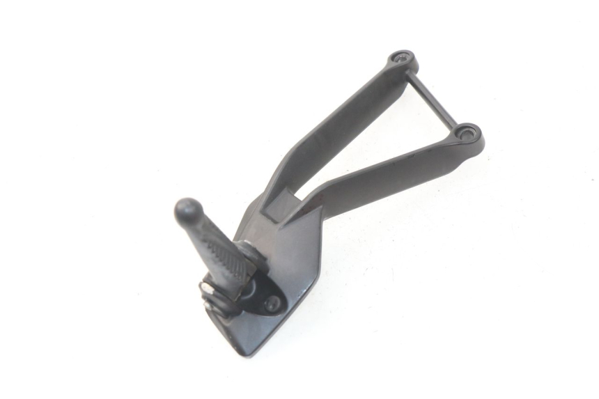 photo de FUSSRASTEN HALTEPLATTEN HINTEN LINKS MV AGUSTA BRUTALE R WALLY 910 (2008 - 2008)