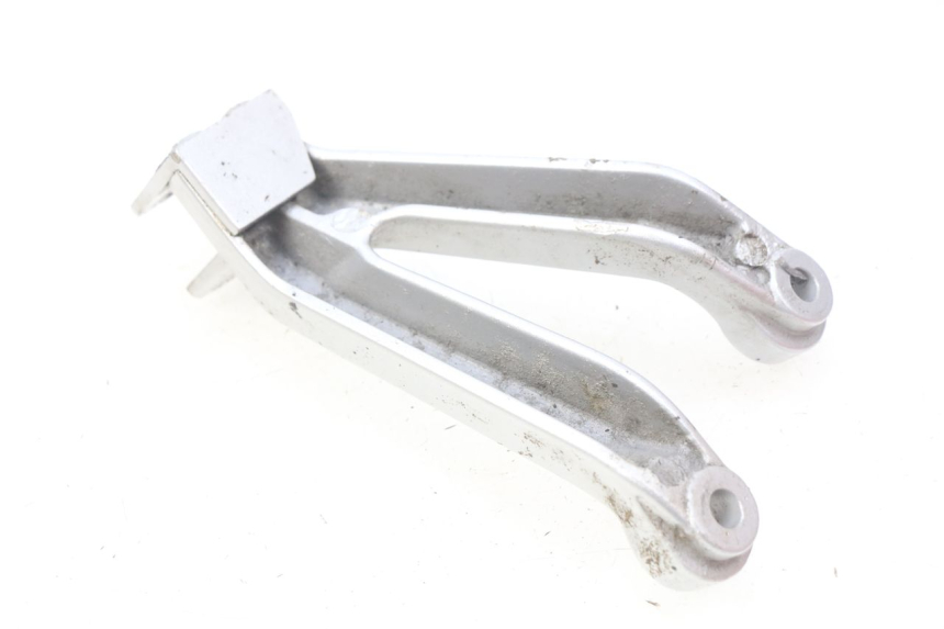 photo de FUSSRASTEN HALTEPLATTEN HINTEN LINKS HONDA CBR RR FIREBLADE 900 (1992 - 1994)