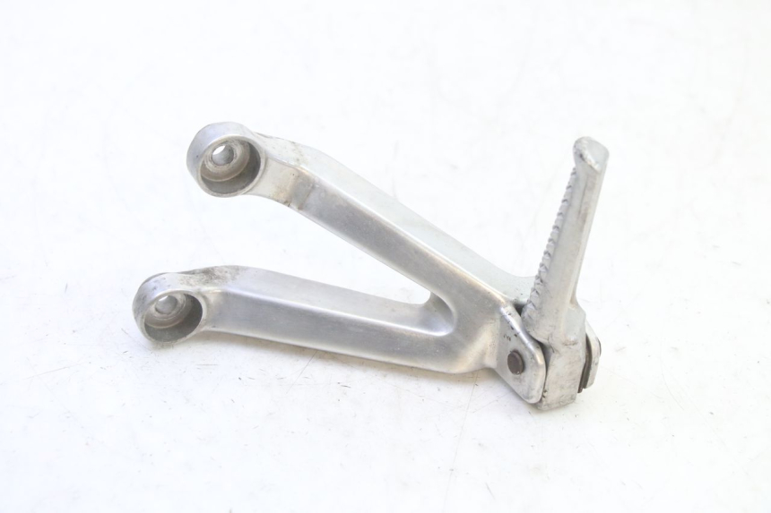 photo de FUSSRASTEN HALTEPLATTEN HINTEN LINKS HONDA CBR RR FIREBLADE 900 (1992 - 1994)