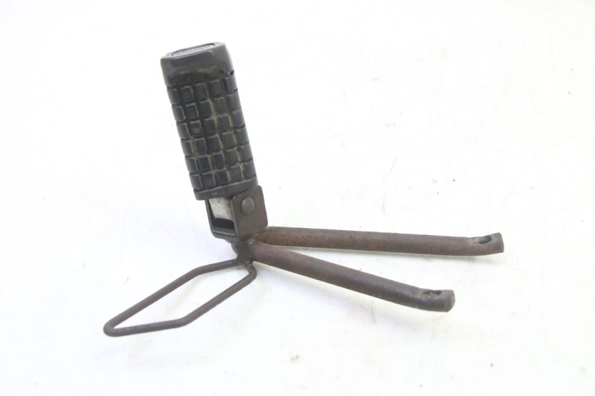 photo de FUSSRASTEN HALTEPLATTEN HINTEN LINKS APRILIA ETX 125 (1998 - 2002)
