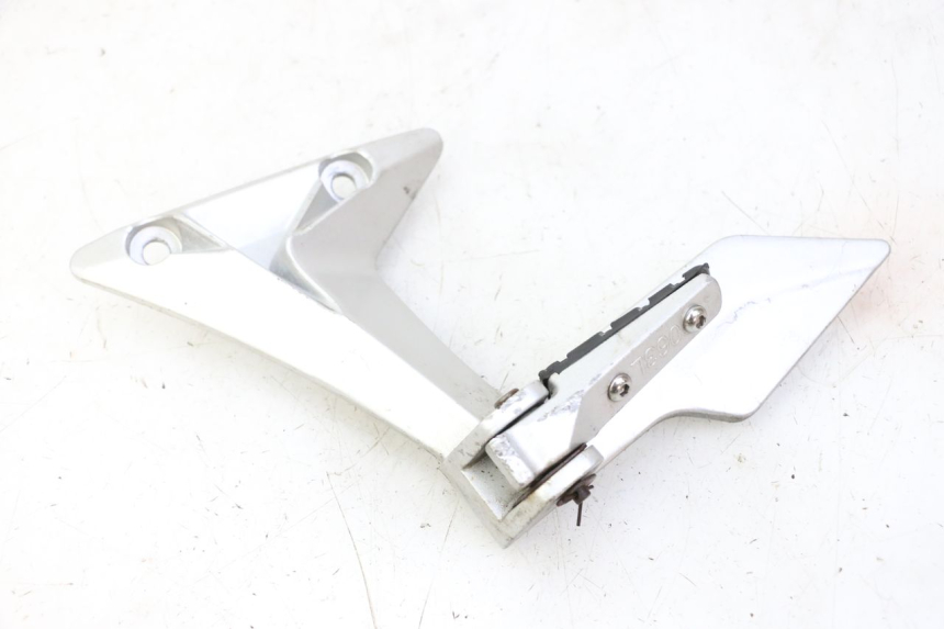 photo de FUSSRASTEN HALTEPLATTEN HINTEN LINKS STAHO FH 50 (2018 - 2019)