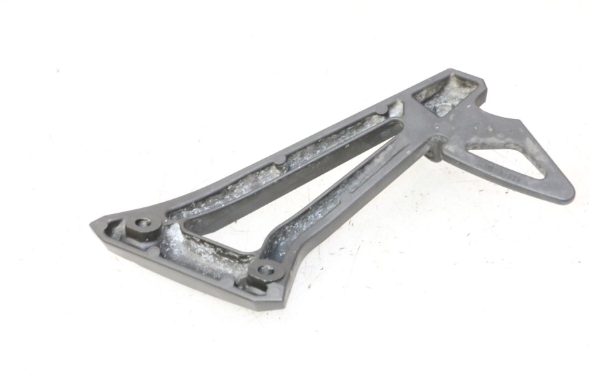 photo de FUSSRASTEN HALTEPLATTEN HINTEN LINKS YAMAHA FZ6 FAZER S2 600 (2007 - 2011)