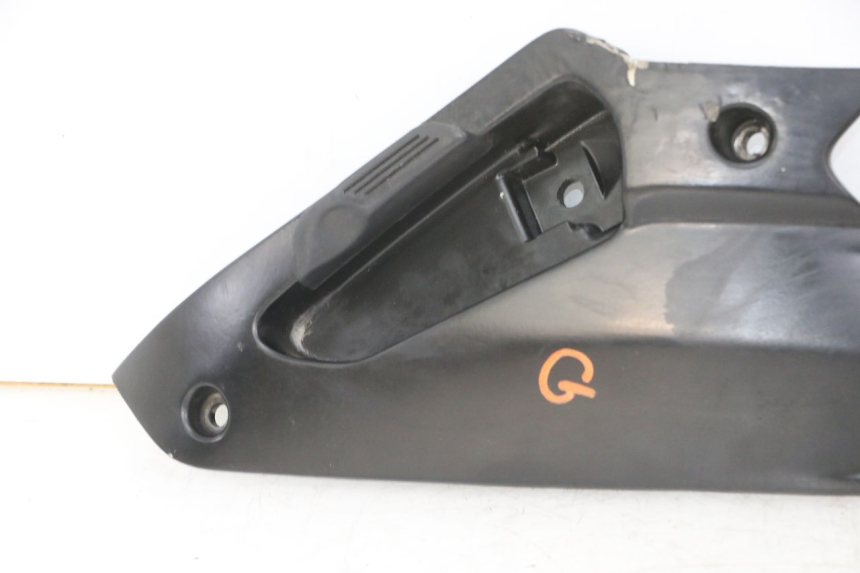 photo de FUSSRASTEN HALTEPLATTEN HINTEN LINKS GILERA NEXUS 300 (2008 - 2013)