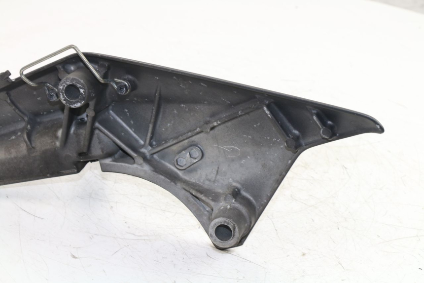 photo de FUSSRASTEN HALTEPLATTEN HINTEN LINKS HONDA FJS SILVER WING SILVERWING 400 (2005 - 2008)