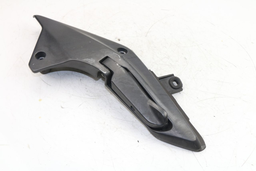 photo de FUSSRASTEN HALTEPLATTEN HINTEN LINKS HONDA FJS SILVER WING SILVERWING 400 (2005 - 2008)