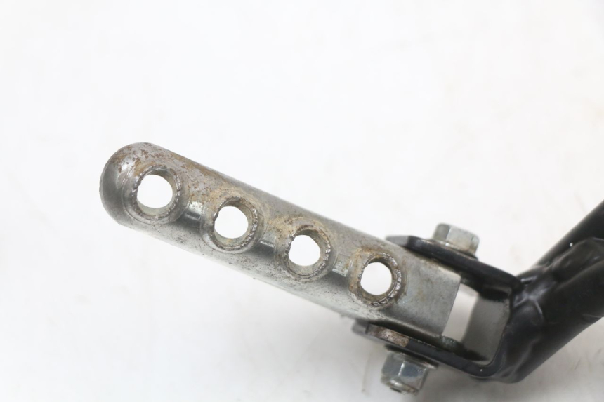 photo de LINKS HINTERE FUßRASTENHALTERUNG RIEJU MRT 50 (2018 - 2021)