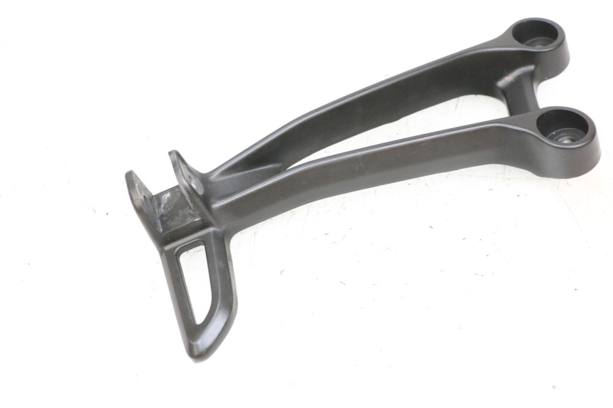 photo de FUSSRASTEN HALTEPLATTEN HINTEN LINKS YAMAHA MT-07 MT07 ABS 700 (2018 - 2020) - Alternative Perspektive