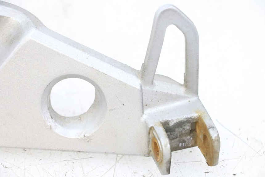 photo de FUSSRASTEN HALTEPLATTEN HINTEN LINKS HONDA NSR R 125 (1994 - 2003) - Details der Befestigungspunkte