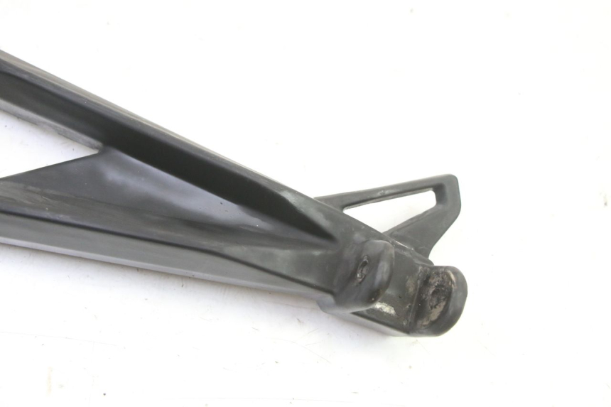 photo de FUSSRASTEN HALTEPLATTEN HINTEN LINKS MAG POWER R-STREET 50 (2016 - 2025)