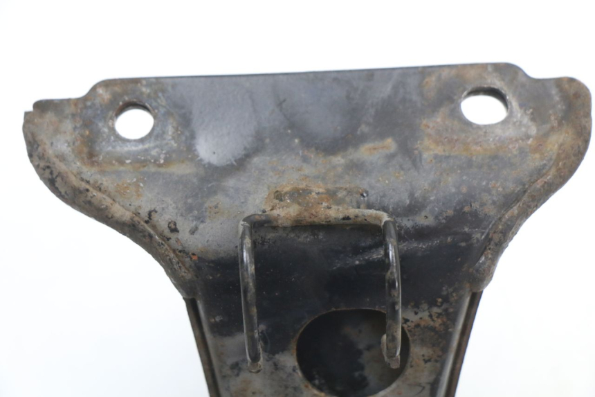 photo de FUSSRASTEN HALTEPLATTEN HINTEN LINKS HONDA SH ABS 125 (2012 - 2017)