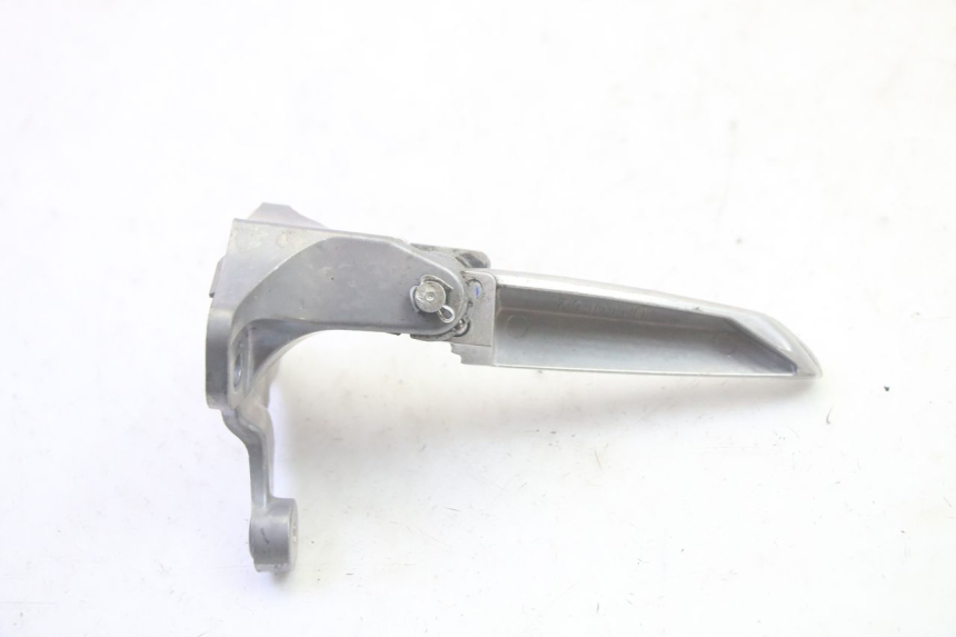 photo de FUSSRASTEN HALTEPLATTEN HINTEN LINKS YAMAHA TRICITY 300 (2020 - 2024) - Technische Nahaufnahme