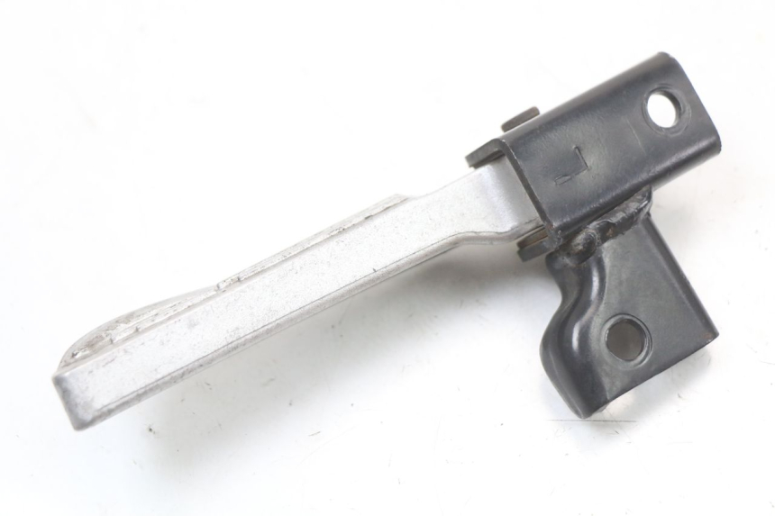 photo de FUSSRASTEN HALTEPLATTEN HINTEN LINKS PEUGEOT TWEET 125 (2018 - 2021)