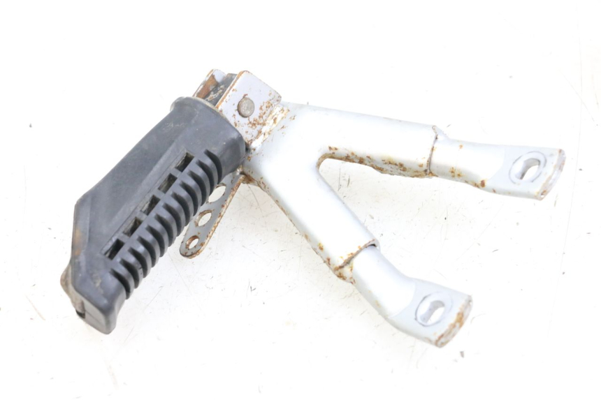 photo de Halterung für linken hinteren Fußrastenhalter HYOSUNG XRX 125 (2000 - 2008)