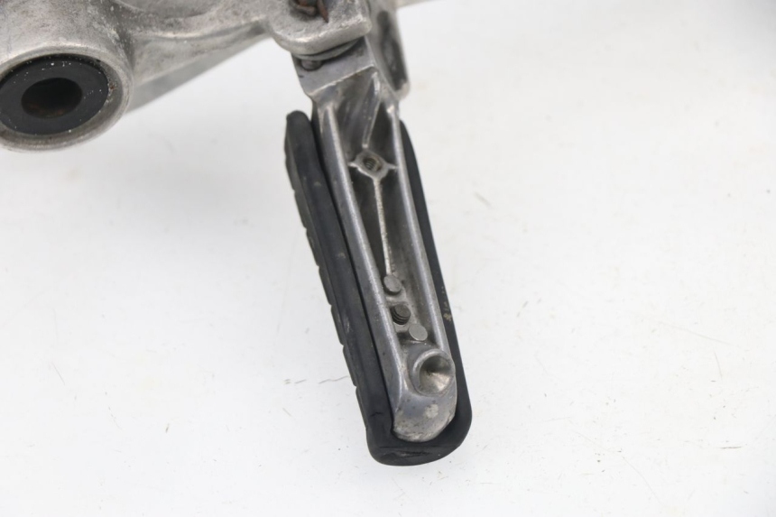 photo de FUSSRASTEN HALTEPLATTEN HINTEN LINKS YAMAHA TDM 3VD 850 (1991 - 1995)