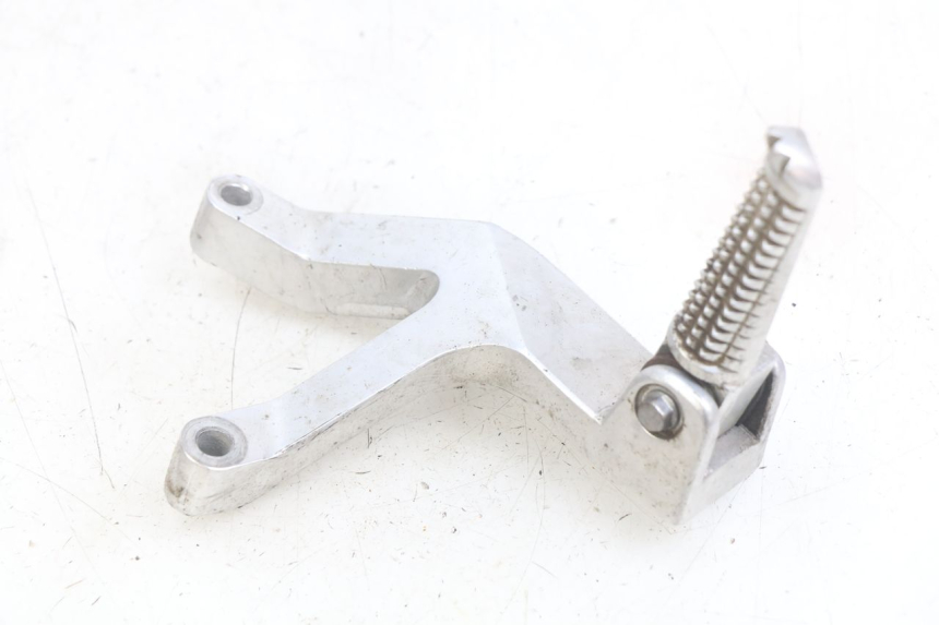 photo de HALTERUNG FüR LINKEN HINTEREN FUßRASTEN YAMAHA YZF R THUNDERCAT 600 (1996 - 2003)