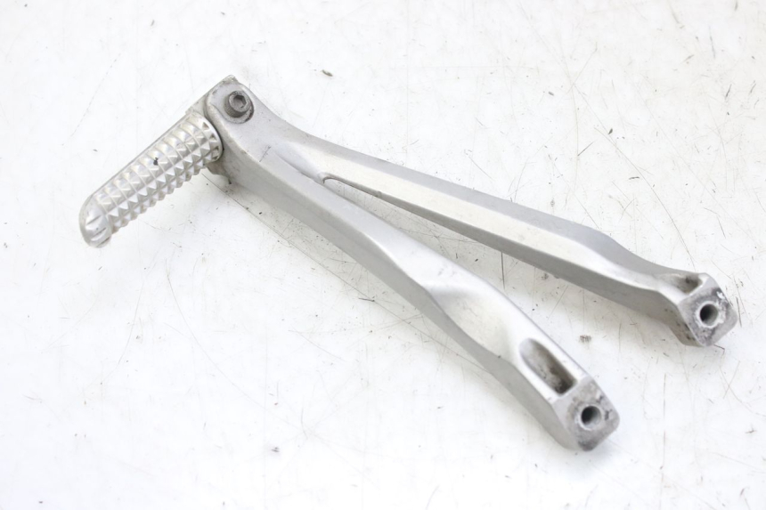 photo de HALTERUNG FüR LINKEN HINTEREN FUßRASTEN YAMAHA YZF R1 1000 (2007 - 2008)