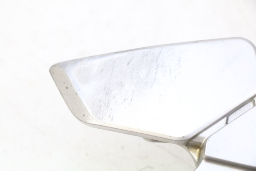 photo de RECHTE VORDERE FUßRASTENHALTERUNG HONDA CB R 1000 (2018 - 2023)