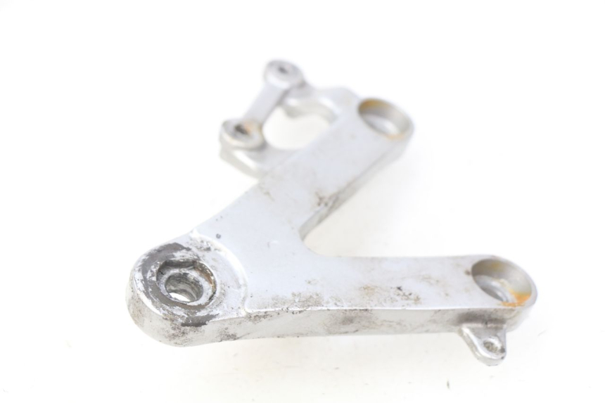 photo de FUSSRASTEN HALTEPLATTEN VORN RECHT HONDA CBR RR FIREBLADE 900 (1992 - 1994)