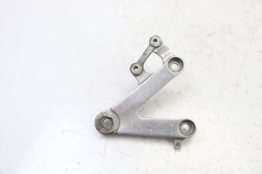 photo de FUSSRASTEN HALTEPLATTEN VORN RECHT HONDA CBR RR FIREBLADE 900 (1992 - 1994)