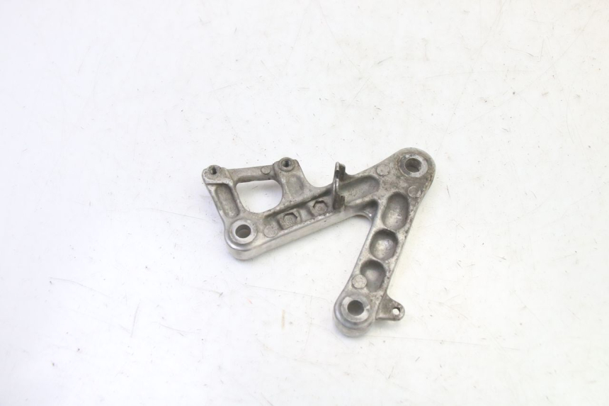 photo de FUSSRASTEN HALTEPLATTEN VORN RECHT HONDA CBR RR FIREBLADE 900 (1992 - 1994)