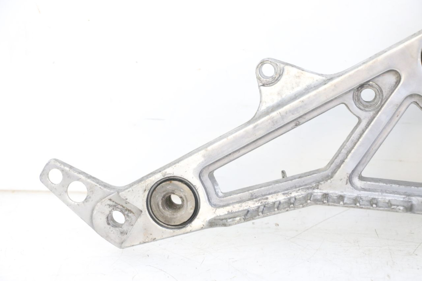 photo de FUSSRASTEN HALTEPLATTEN VORN RECHT YAMAHA FJ 36Y 1100 (1984 - 1985)