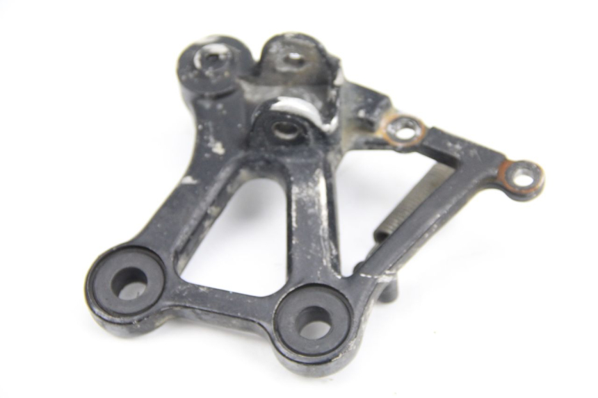 photo de FUSSRASTEN HALTEPLATTEN VORN RECHT HONDA CBR F SC21 1000 (1986 - 1992)
