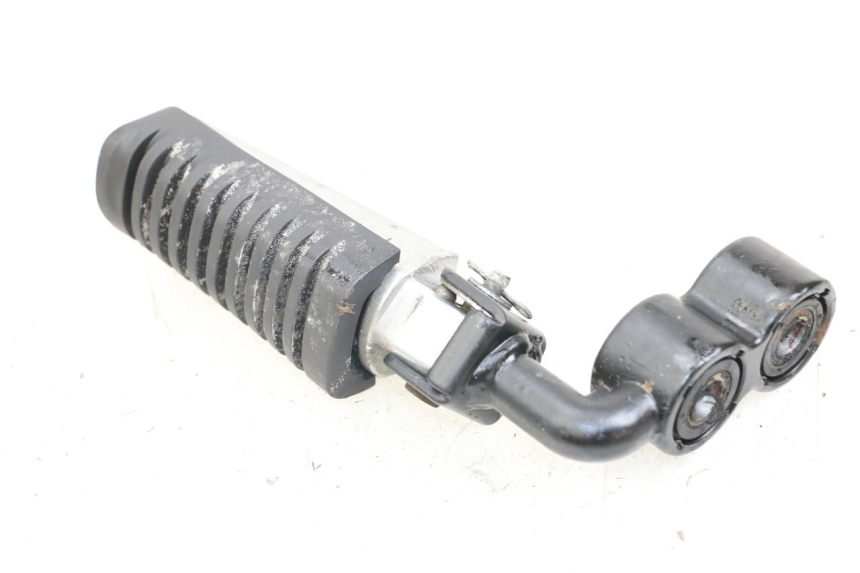 photo de FUSSRASTEN HALTEPLATTEN VORN RECHT KYMCO K-PW K-PIPE 50 (2012 - 2017)