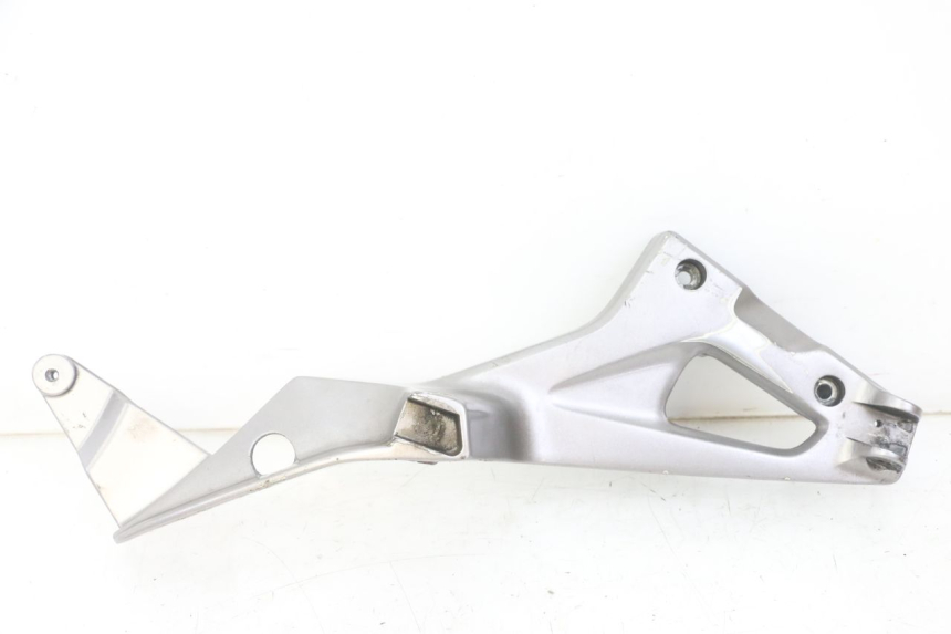 photo de FUSSRASTEN HALTEPLATTEN VORN RECHT HONDA NTV DEAUVILLE ABS 700 (2007 - 2016)