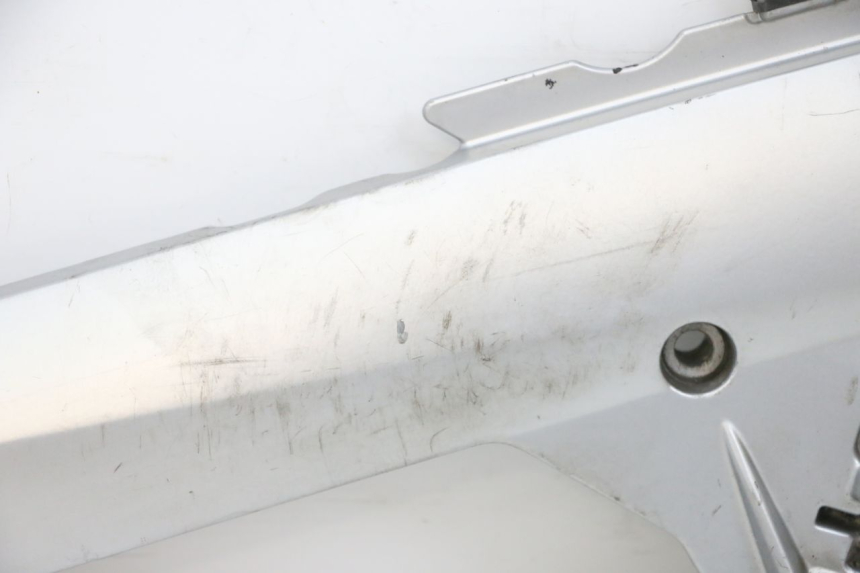 photo de FUSSRASTEN HALTEPLATTEN VORN RECHT BMW R RT ABS 1200 (2010 - 2014) - Kennzeichnungen und Originalreferenzen