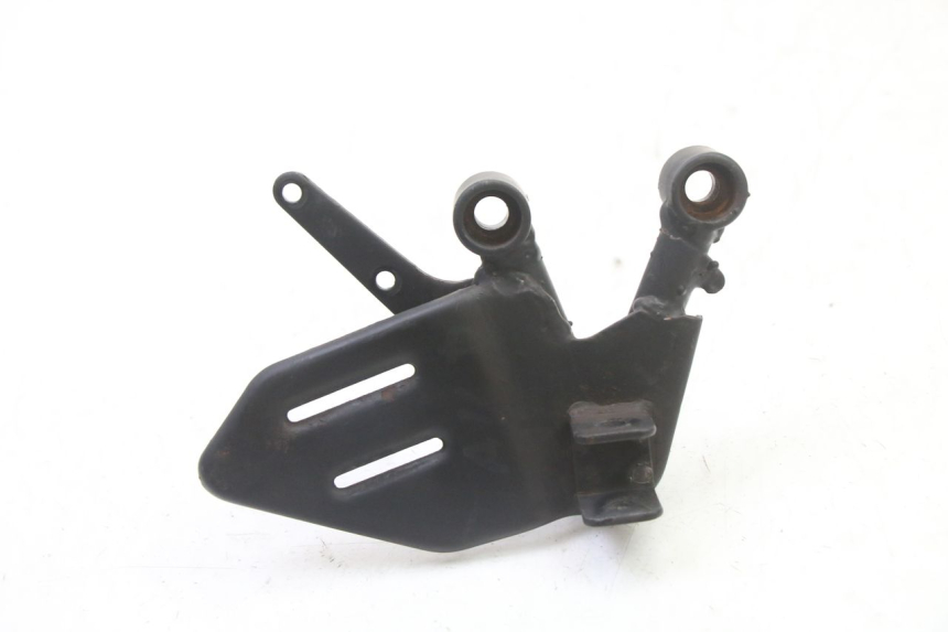 photo de FUSSRASTEN HALTEPLATTEN VORN RECHT MAG POWER R-STREET 50 (2016 - 2025)