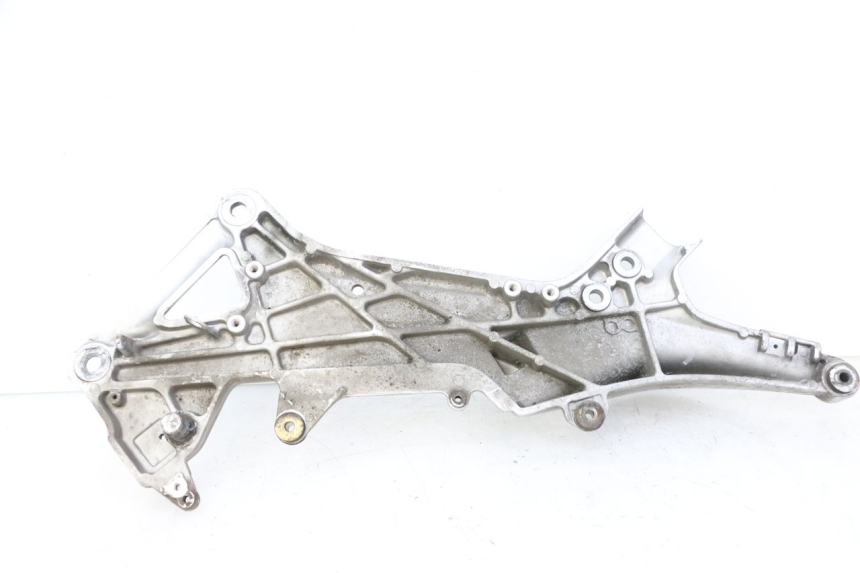 photo de FUSSRASTEN HALTEPLATTEN VORN RECHT HONDA ST PAN EUROPEAN 1300 (2002 - 2013)
