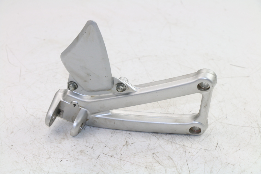 photo de FUSSRASTEN HALTEPLATTEN VORN RECHT DUCATI ST3 992 (2006 - 2008)