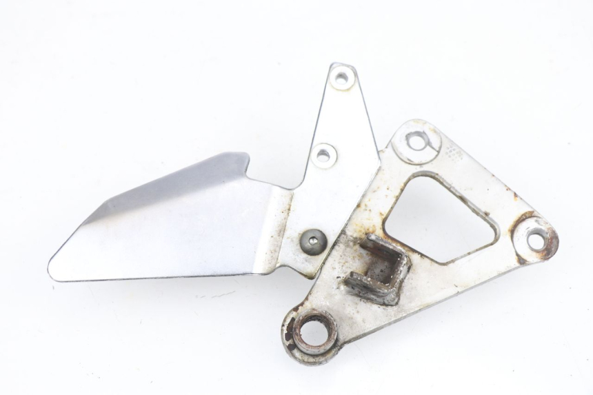 photo de FUSSRASTEN HALTEPLATTEN VORN RECHT SUZUKI GS GSE 500 (2001 - 2003)