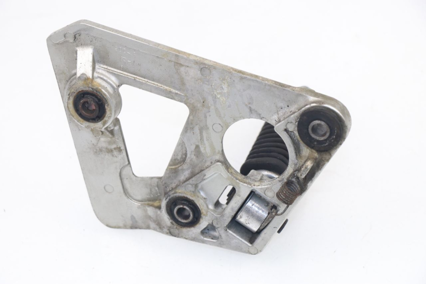 photo de FUSSRASTEN HALTEPLATTEN VORN RECHT SUZUKI GSX F GSXF 750 (1988 - 1998)