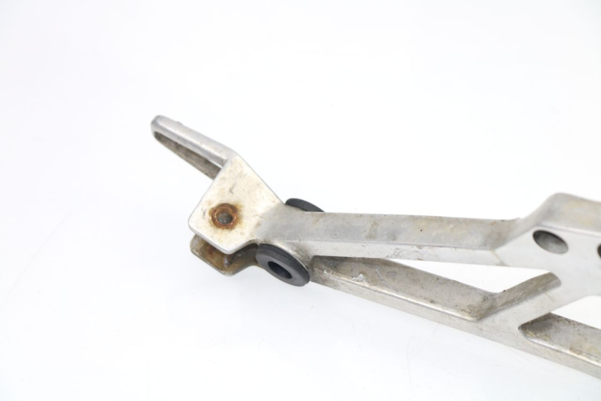 photo de FUSSRASTEN HALTEPLATTEN VORN RECHT HONDA VF 1000 (1984 - 1988)