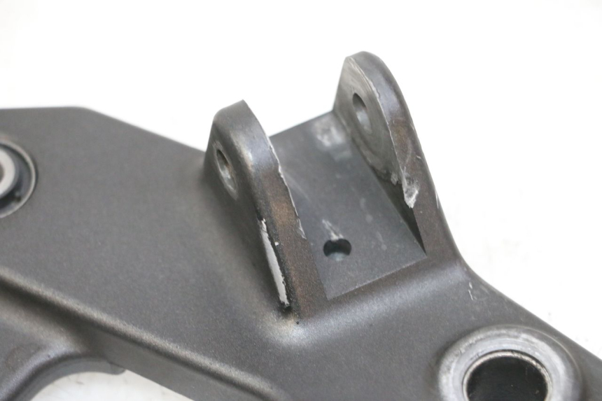 photo de FUSSRASTEN HALTEPLATTEN VORN RECHT YAMAHA XJ6 ABS 600 (2008 - 2016)